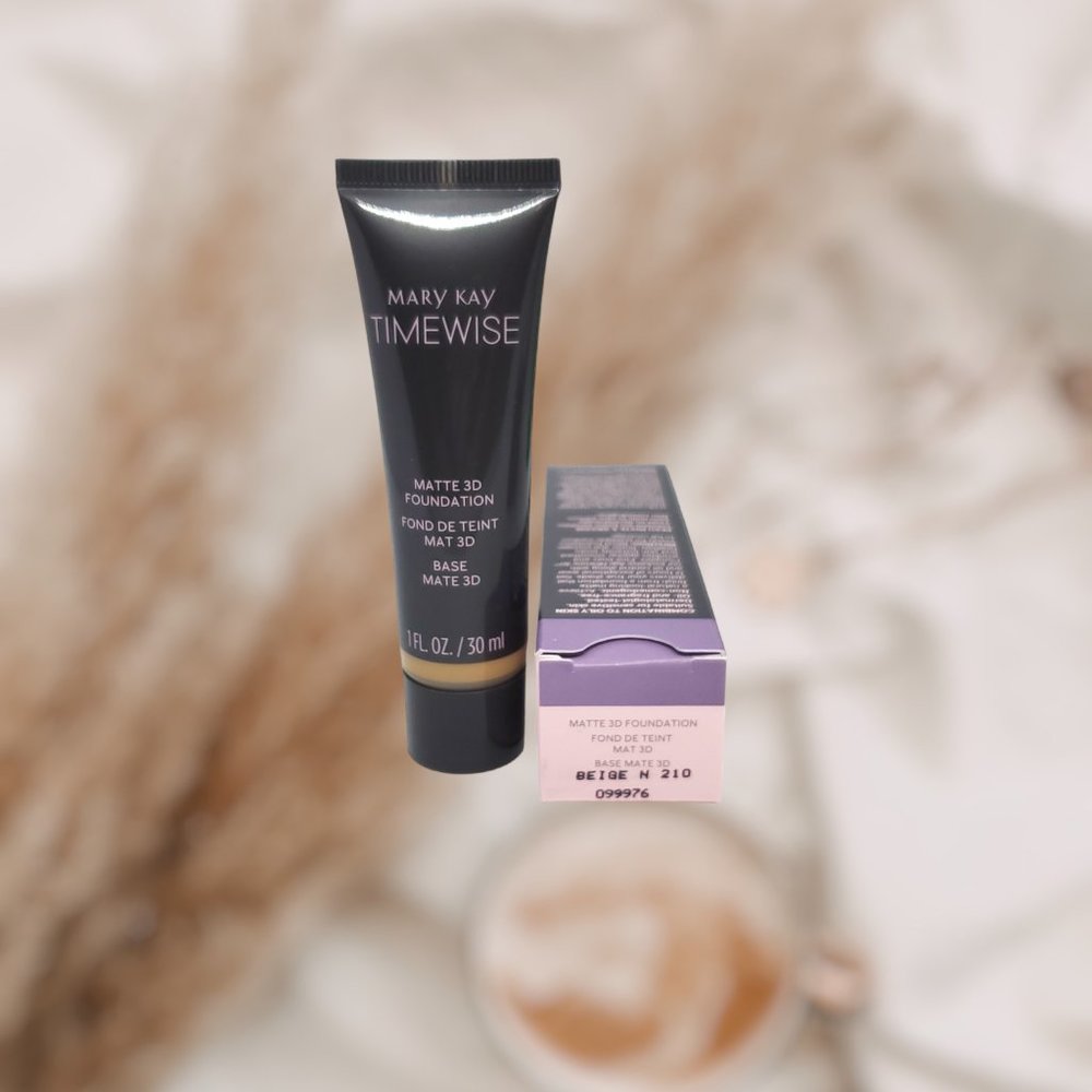 Beige N 210 (Neutral) Matte 3D Foundation - Combo-to-Oily Skin TimeWise…Mary Kay